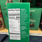 Trader Joe's Minty Flavored Cocoa Truffles 薄荷可可松露巧克力 