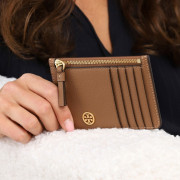 Tory Burch 全真皮卡套 (5卡位+1拉鍊格)