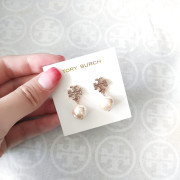 Tory Burch Drop Imitation Pearl 耳環